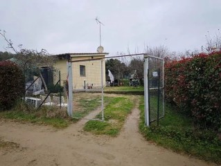 Lastra a Signa Malmantile terratetto collinare con autorimessa e ampia resede