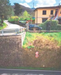 Rufina loc. Contea via Forlivese appartamento su più livelli con balconi 